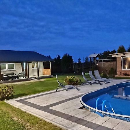 Domek Parterowy Apartamentowy Ostoja Rewal Dış mekan fotoğraf