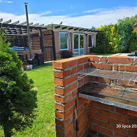 Domek Parterowy Apartamentowy Ostoja Rewal Dış mekan fotoğraf