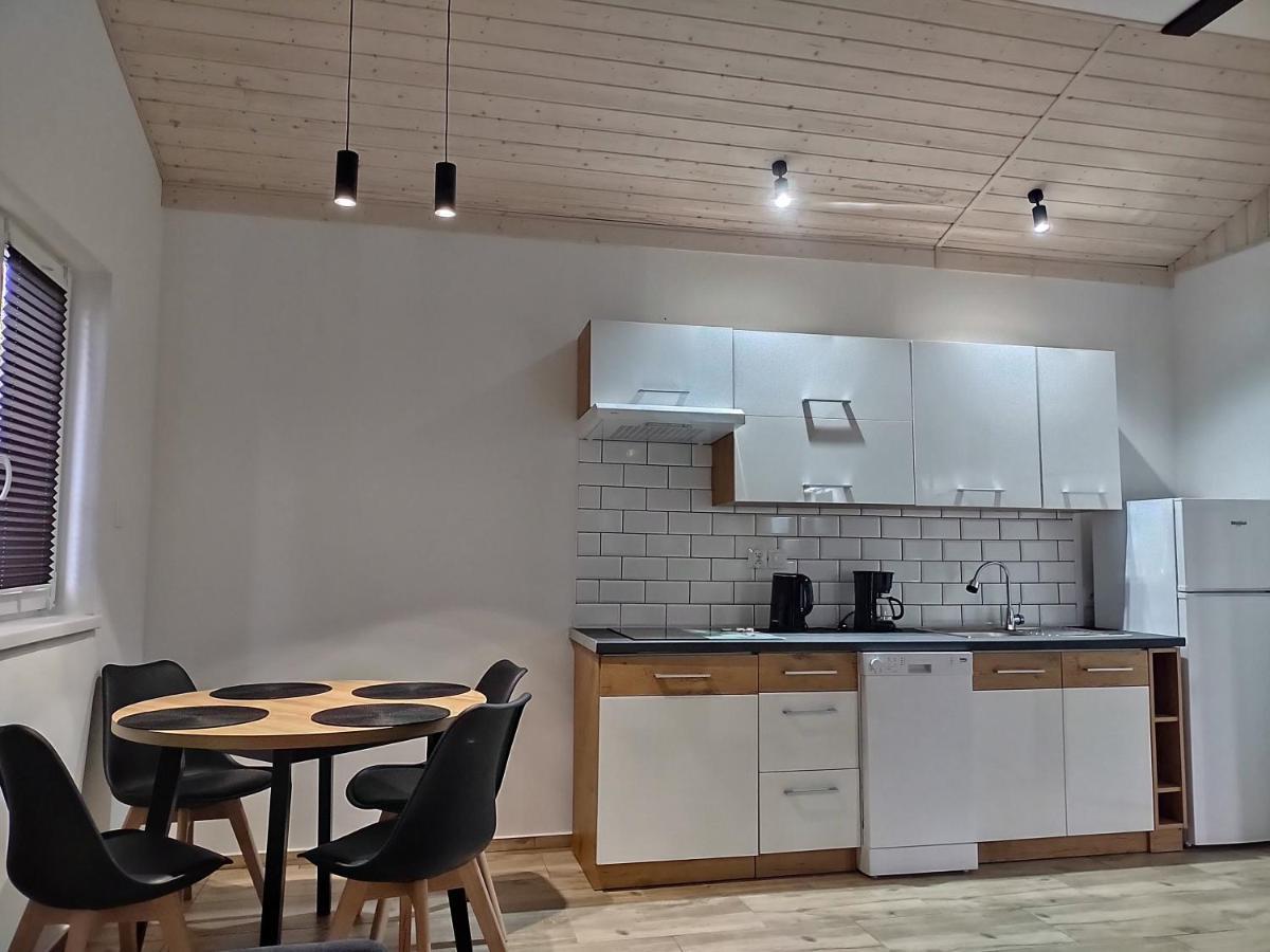 Domek Parterowy Apartamentowy Ostoja Rewal Dış mekan fotoğraf