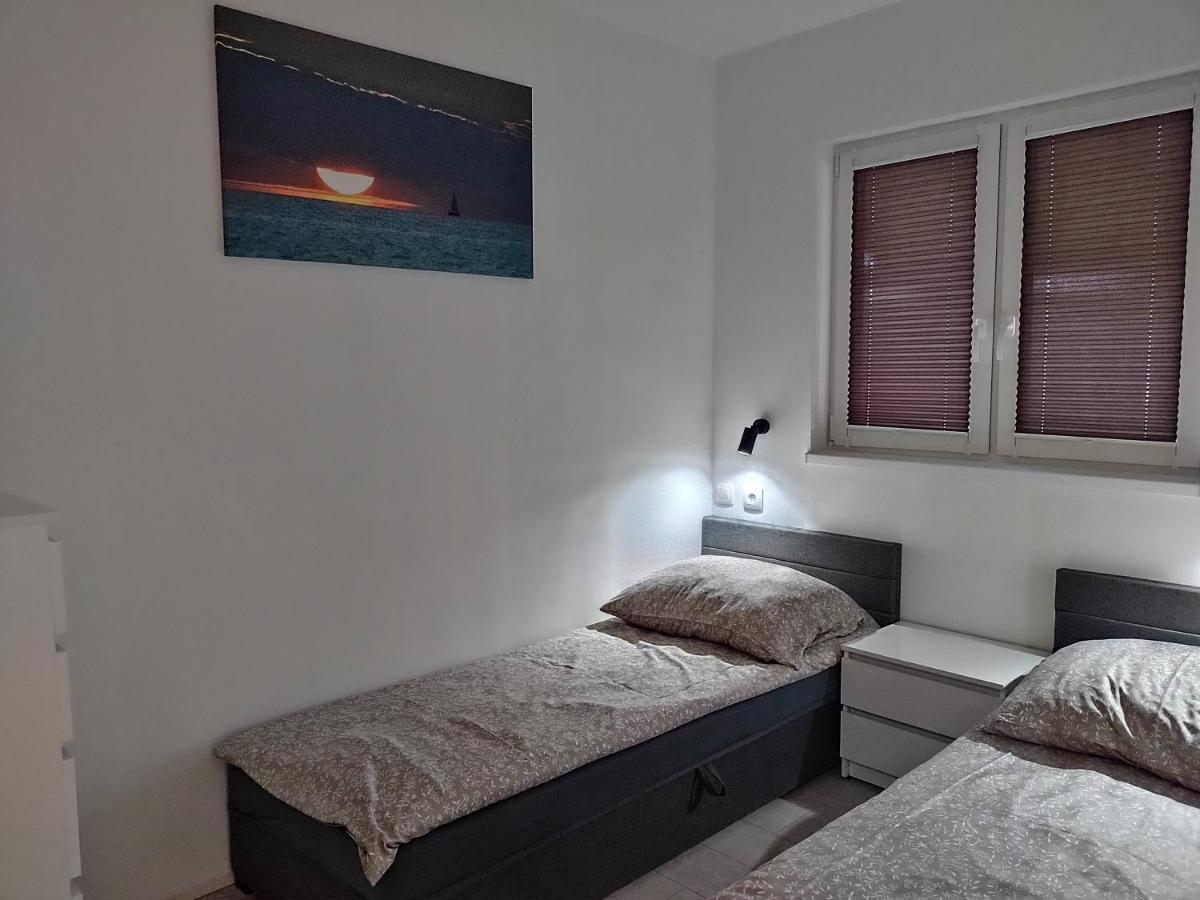 Domek Parterowy Apartamentowy Ostoja Rewal Dış mekan fotoğraf